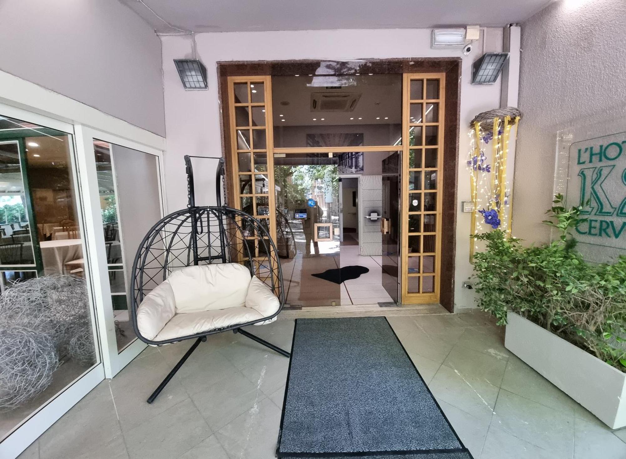 Hotel K2 Cervia 3 Stelle Sup Exterior foto